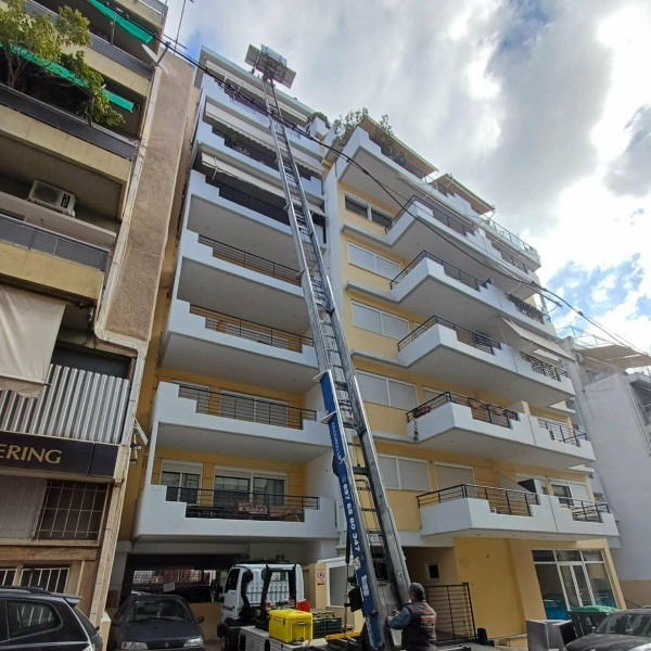 Άρης Καλογήρου Αποθήκευση